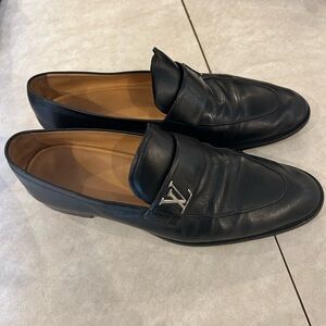 Louis Vuitton black loafer